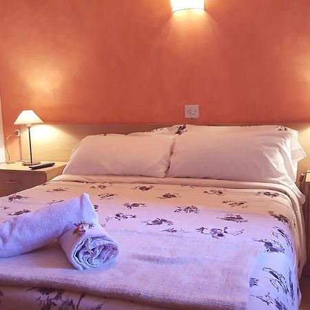 Hostal La Cuineta De Cal Triuet Gósol المظهر الخارجي الصورة