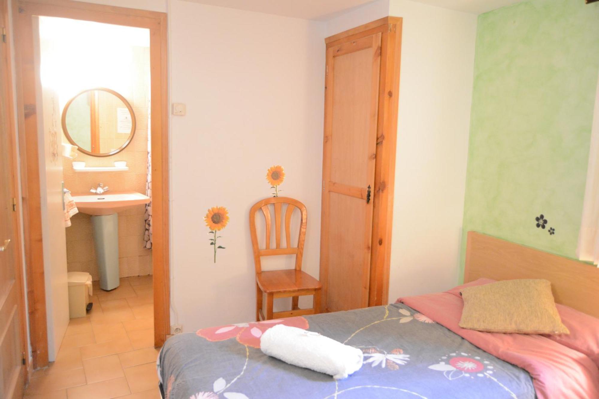 Hostal La Cuineta De Cal Triuet Gósol الغرفة الصورة