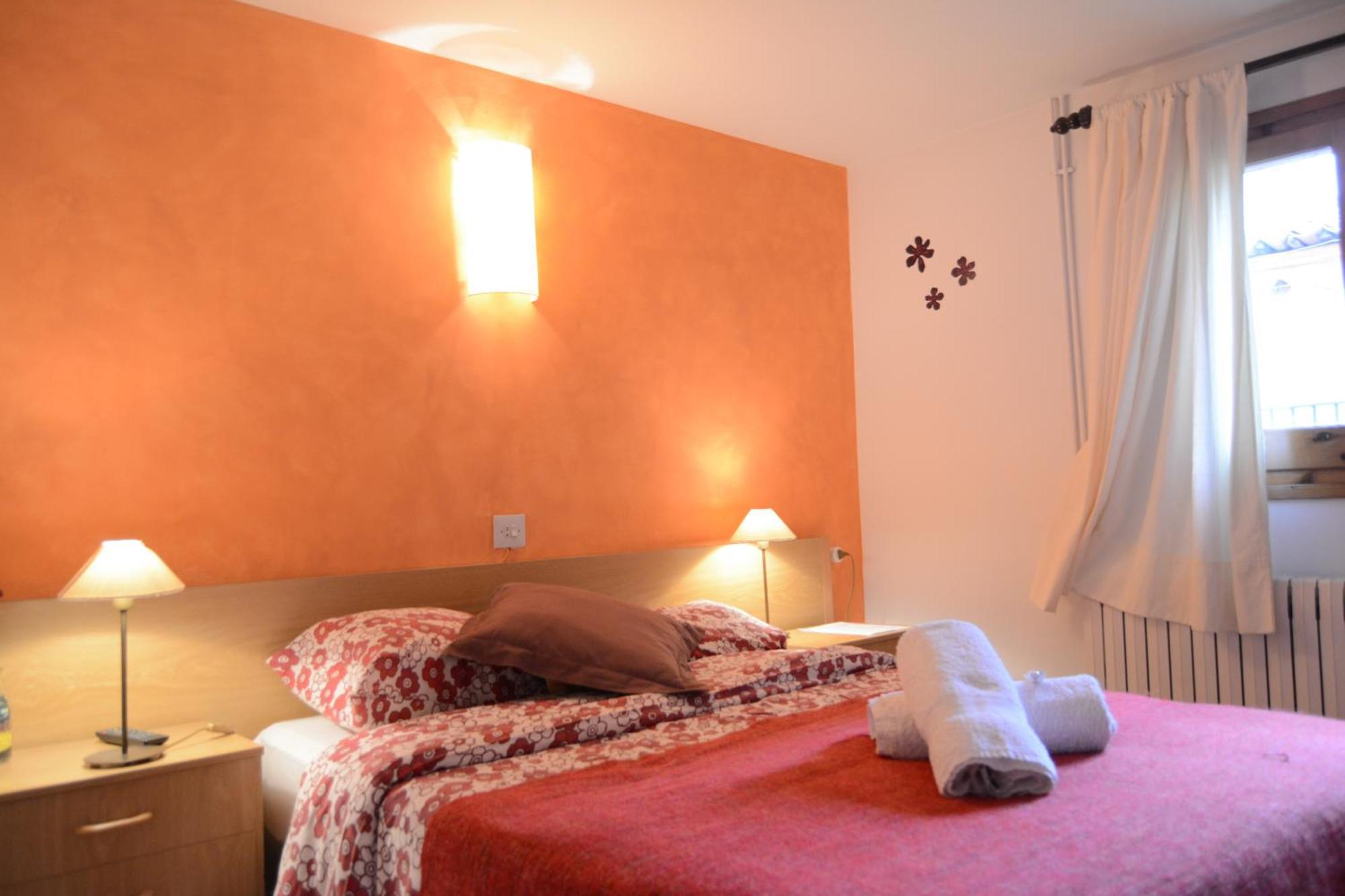Hostal La Cuineta De Cal Triuet Gósol الغرفة الصورة