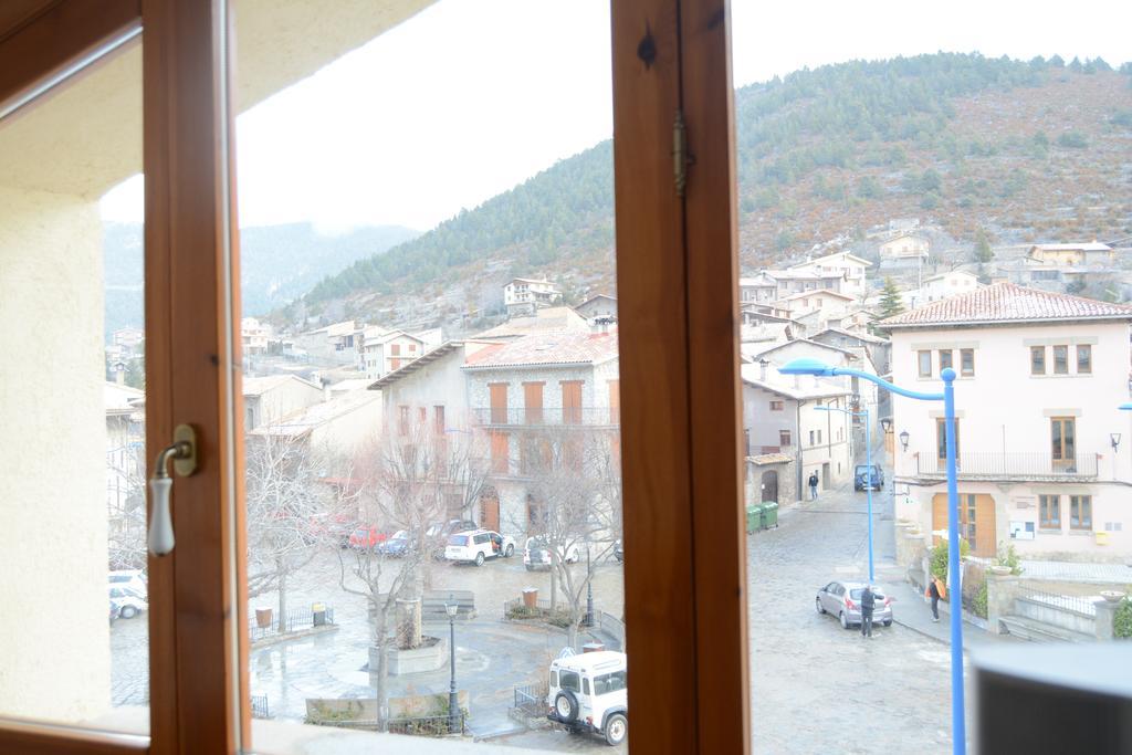 Hostal La Cuineta De Cal Triuet Gósol الغرفة الصورة