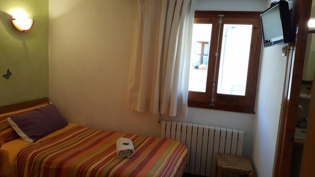 Hostal La Cuineta De Cal Triuet Gósol المظهر الخارجي الصورة